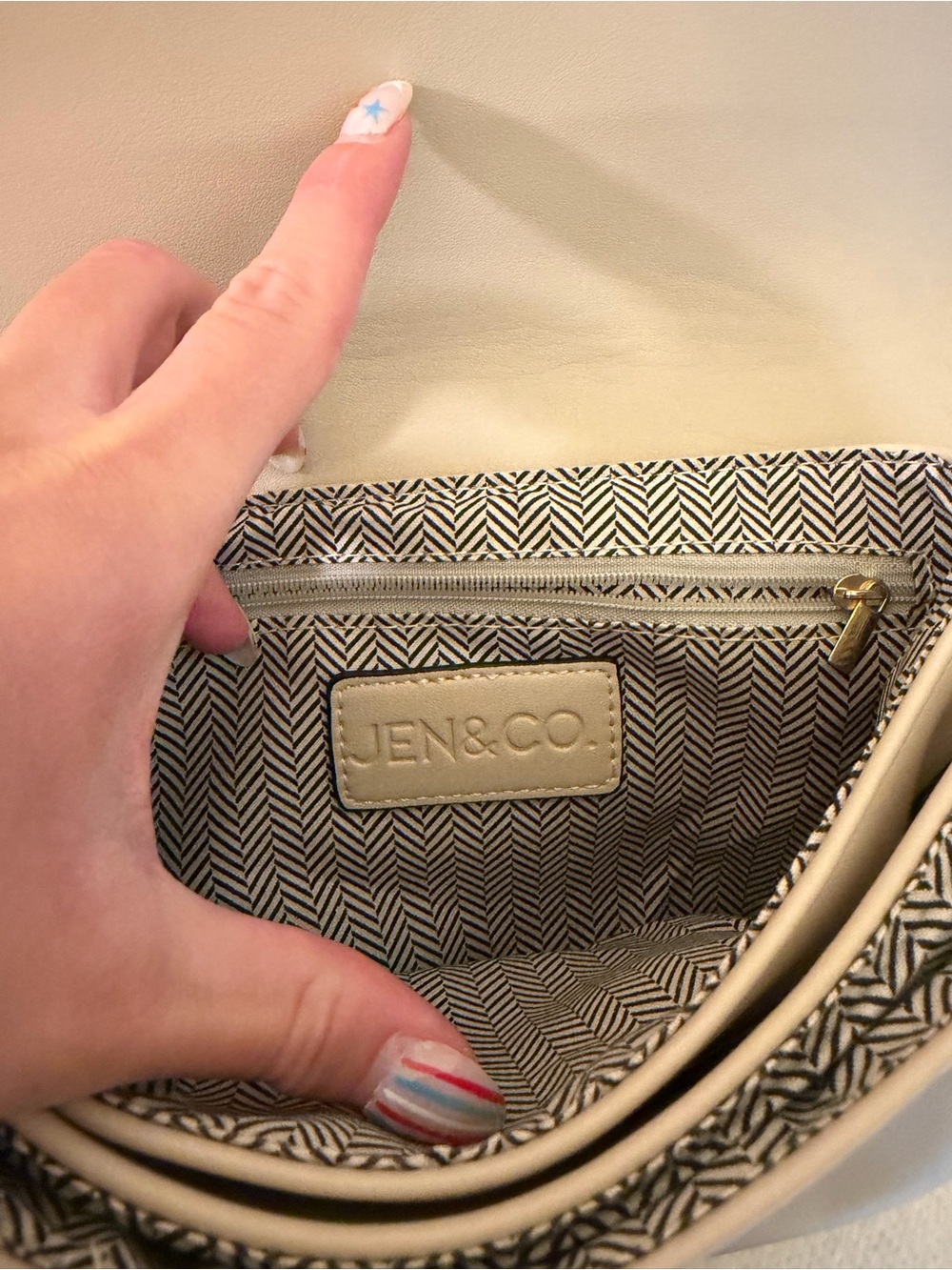 Jen & Co Beige Leopard-Print Flap Crossbody Bag with Tassel - Picture 2 of 8
